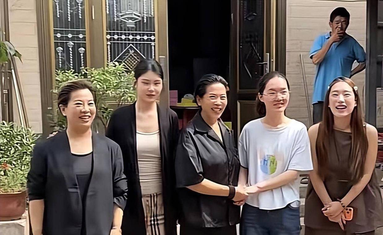 万万没想到!高考699分的韩雅平计划学医，很多医学生和医生发声