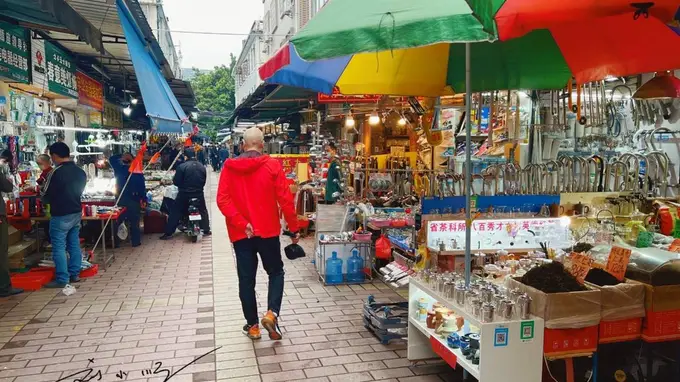 广州陶街：曾是八十年代九十年代潮流风向标 如今变身老男人天堂？