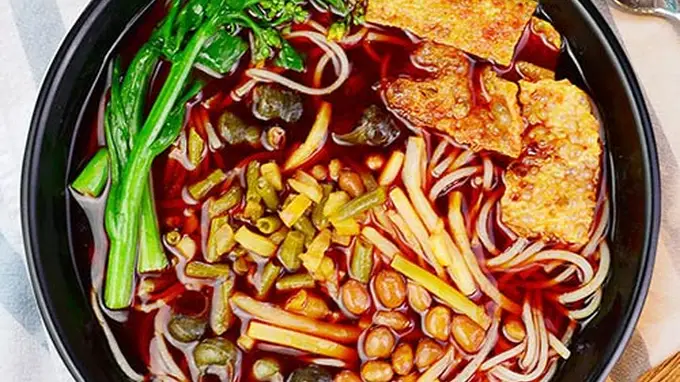 2026深圳夏季摆摊开店餐饮创业爆款推荐：夏季爆卖的热门粉面技术