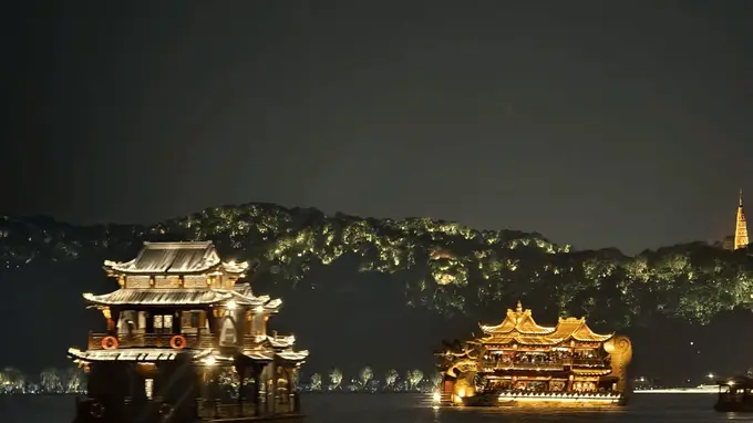 带老人出门一趟,我学会了慢下来