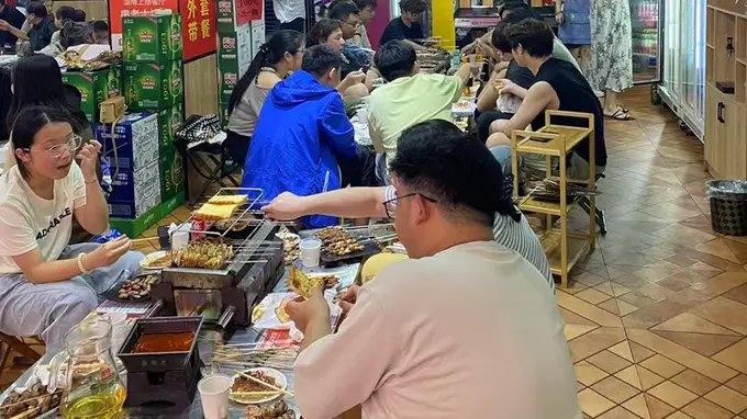去淄博吃烧烤打卡烧烤有哪些挑选门店的参考标准