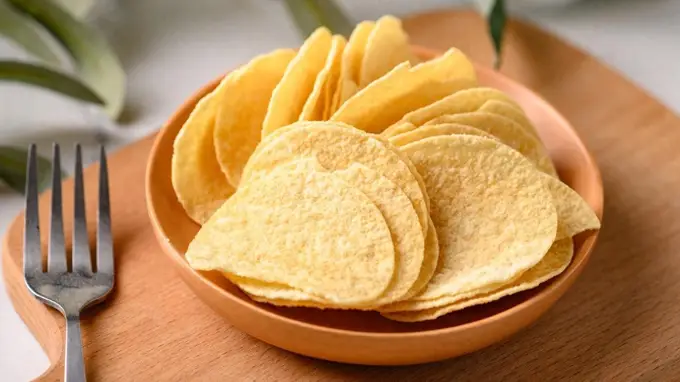 黄金脆片独门手艺 5块钱搞定全家追剧小零食