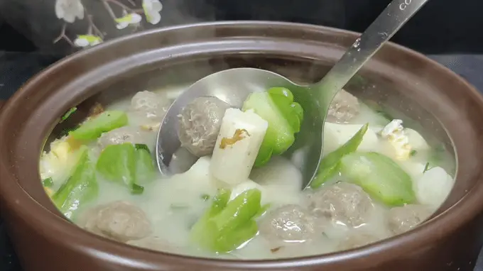 山药佛手瓜炖牛肉丸 鲜香味炖出好胃口 一锅搞定整桌饭