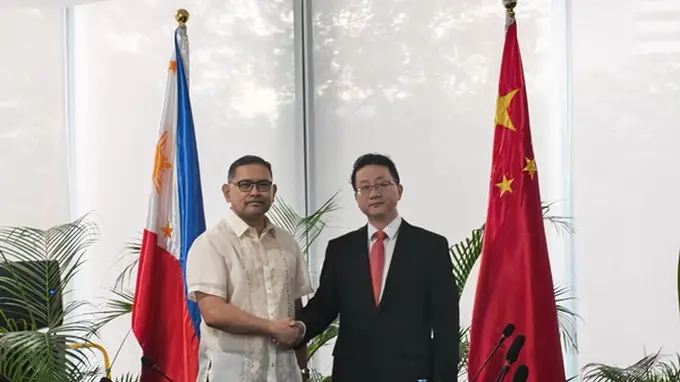外交部亚洲司司长同菲律宾外交部官员举行工作磋商