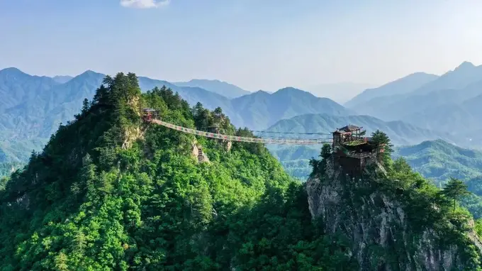 南阳多地推出清凉游夏日惠暑 推动文旅消费热潮