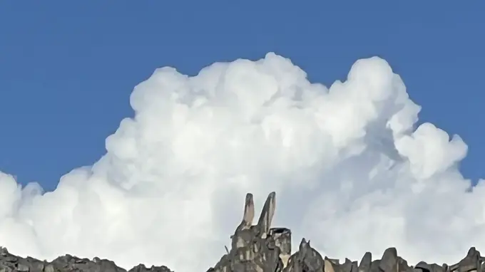 兔儿山的爱恋 甘孜理塘的独爱之峰