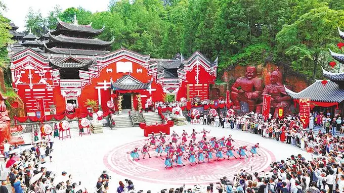 2025年全省九成七4A级以上景区15分钟可达国省道