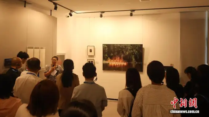 2025两岸青年独山艺术实践营成果亮相杭州 多元文创展山村艺术融合新貌