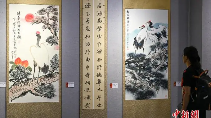 “追寻”云南百岁学人张文勋 百余幅翰墨昆明贺寿