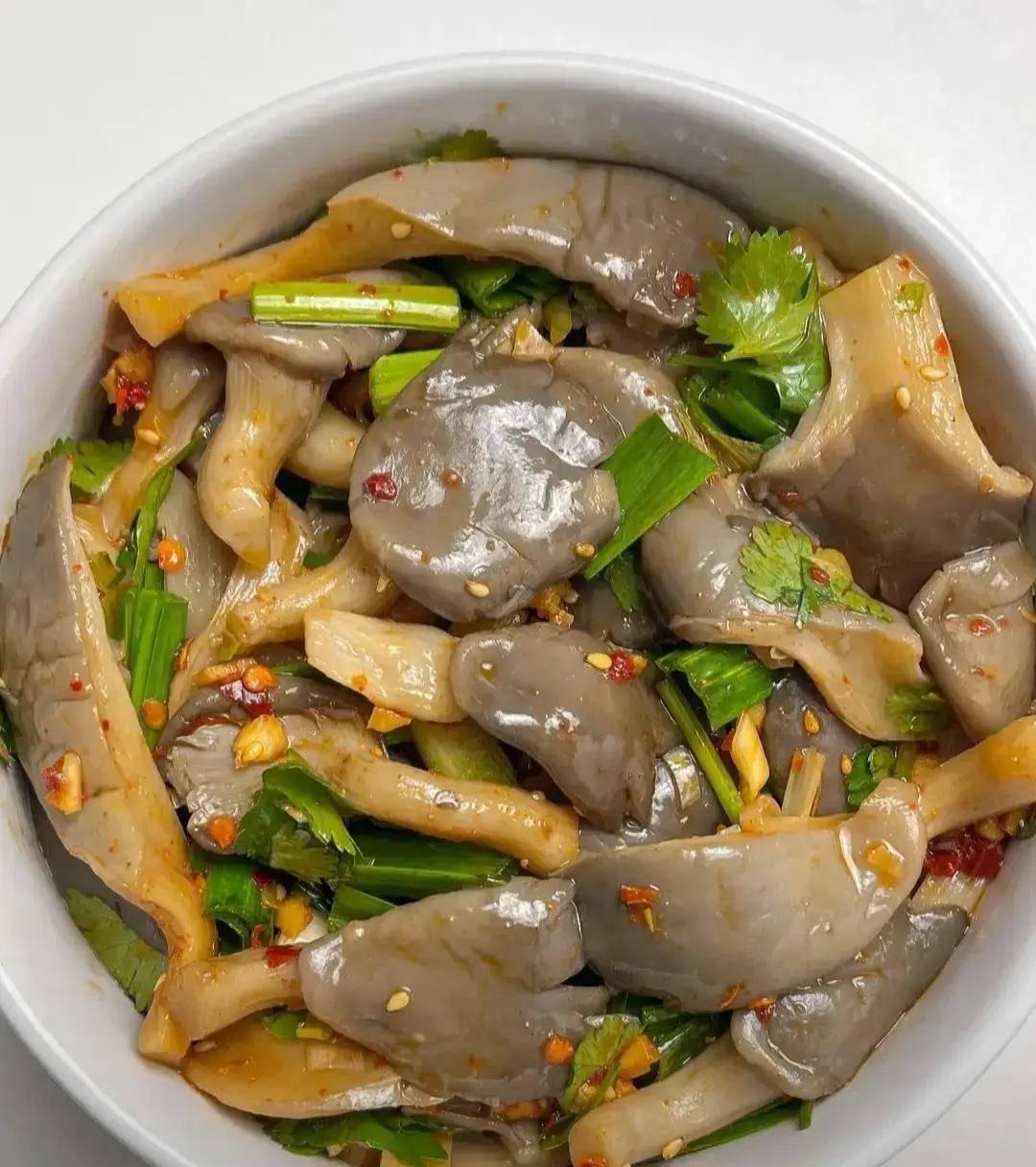 自带“青霉素”的菜，越吃眼睛越亮，夏天尽情吃，强身又健体！