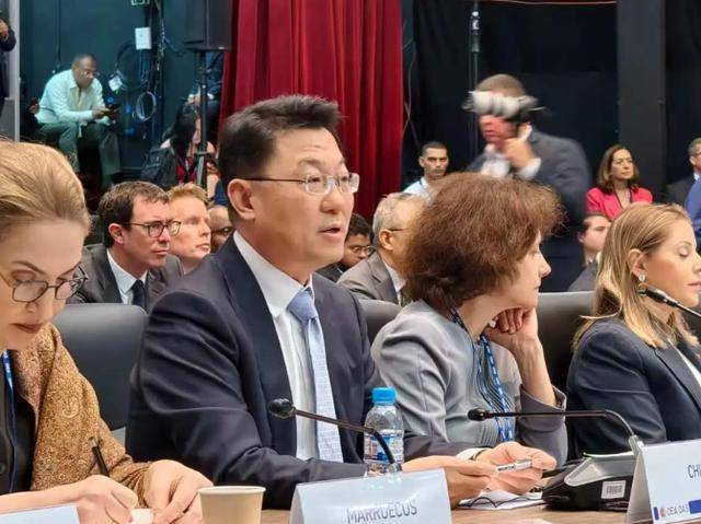 当着34国的面，中巴爆发正面交锋！美国的底牌这下全露了