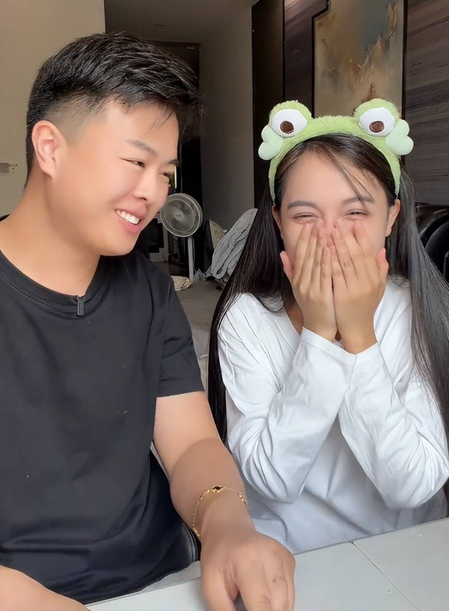 张浩夫妻试管成功，孕七周不见胎心，越南媳妇整天掉泪憔悴不堪