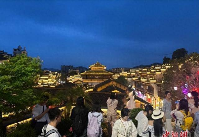从打卡到“沉浸” 江西古村“质感慢游”受青睐