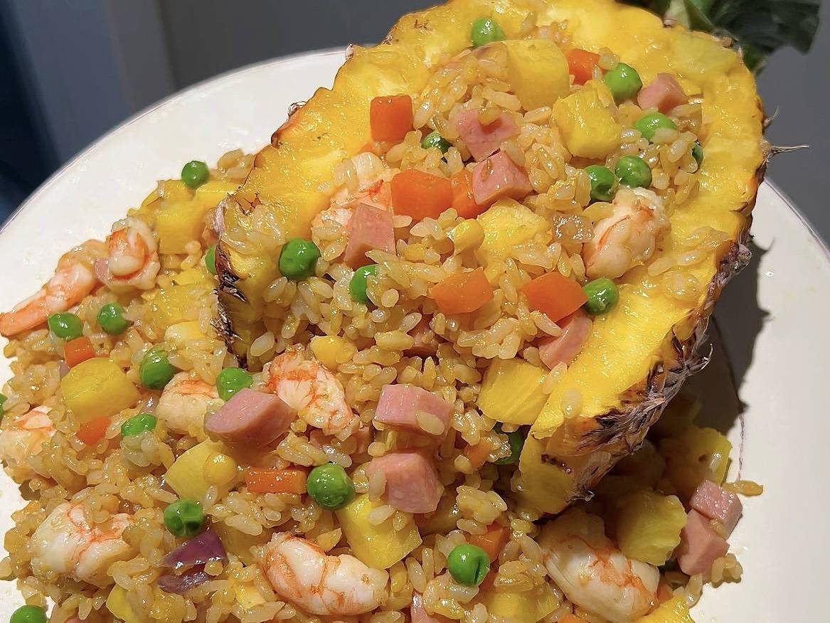 果香裹米香，一口沦陷的家常菠萝炒饭