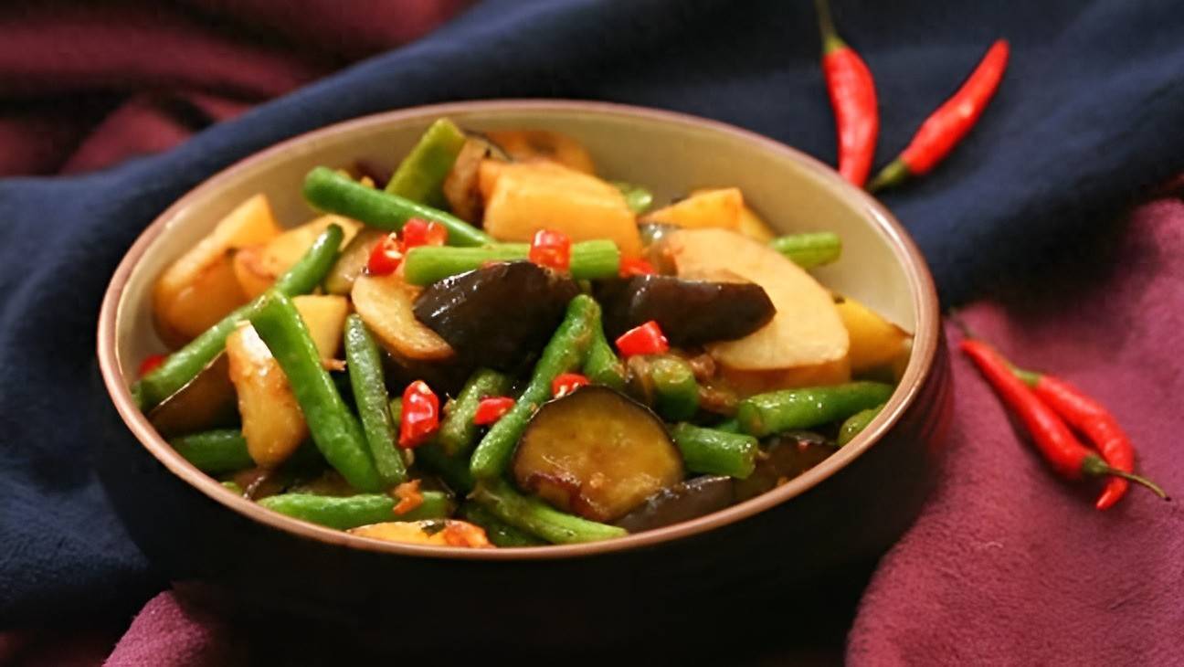 茄子这样做太香了，不油炸不油腻，软糯入味，比肉还好吃