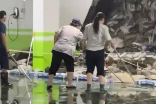 小区地库墙体暴雨中坍塌露出大量生活垃圾？沈阳官方通报