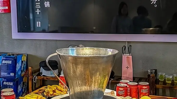 【马河坎】年轻人为什么喜欢吃火锅?