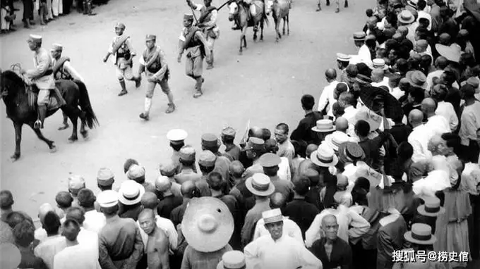 老照片：１９３５年，追击红军的是国民党的哪些部队？最终双方伤亡情况如何？