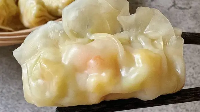 夏天吃饺子,这菜调馅太鲜了,比韭菜都鲜,又低脂又少油少调料,天热做它太好吃了!