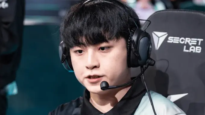 ShowMaker再谈Faker:高情商回应称相比失礼 状态波动是本质区别