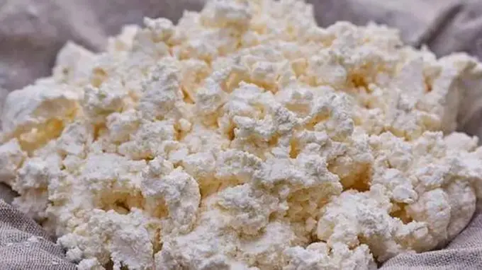 藏在高原乡野的独特美味 林芝工布臭奶渣越吃越上头