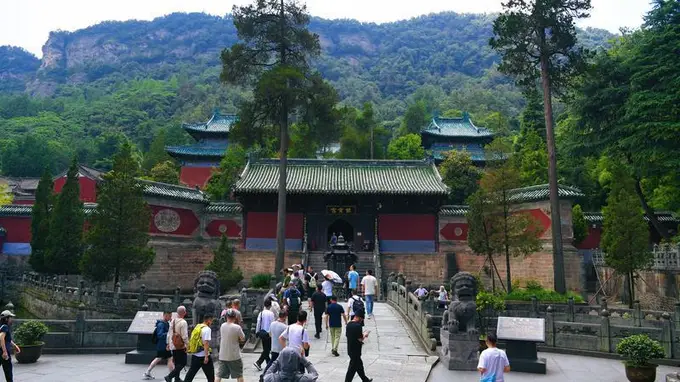 观《武当一梦》赏夜游巡游 全国文旅大V沉浸式品读仙山夜韵