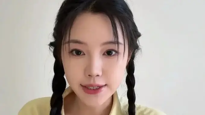 200万粉丝博主称向广西捐款2万元被网暴，被质疑金额太少，还有人私信她“会遭报应”，当事人回应