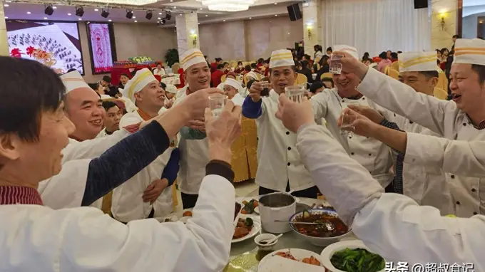 去了十多次鹤岗喝喜酒，发现酒席都有这8个特点，第8点很赞！