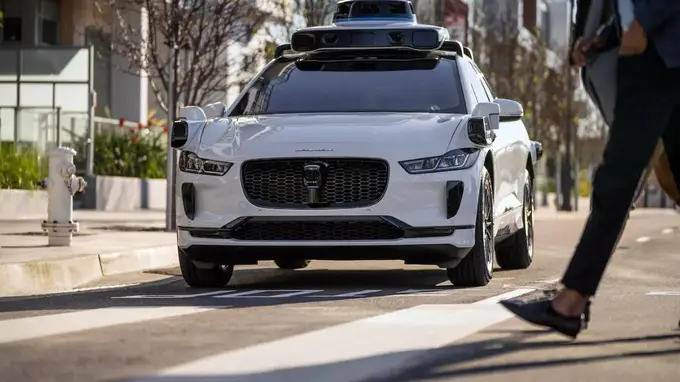 Waymo官宣2028年1月启动奥斯汀亚特兰大Robotaxi独立运营 终止与Uber现有合作