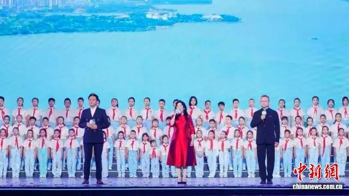 好客山东·见识齐鲁 第四届华语行第三届华舞行总展演在济南启幕