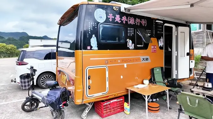 黔山秀水景区房车小镇启用 催生避暑旅居新业态