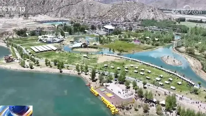 暑期文旅亮点纷呈燃旺“烟火气” 多元消费场景激发经济澎湃活力