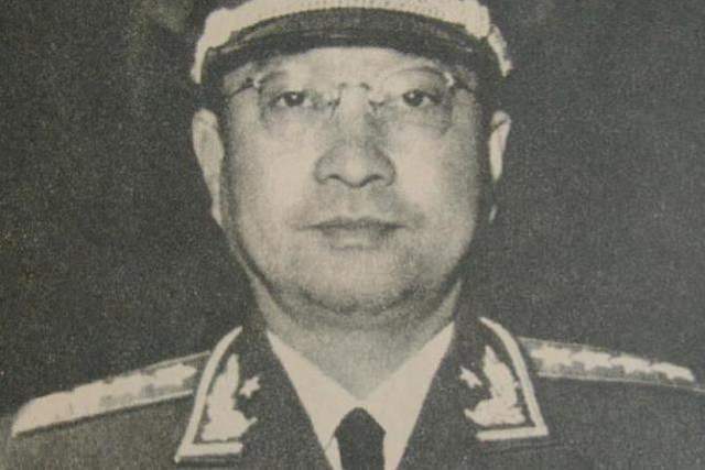 他不是开国元帅，为何被称为老总？曾指挥过3位开国大将