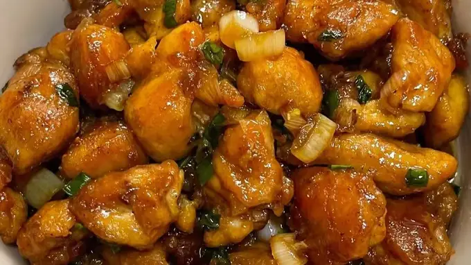 葱烧鸡腿肉家常做法:鲜嫩多汁外焦里嫩,新手轻松复刻超下饭