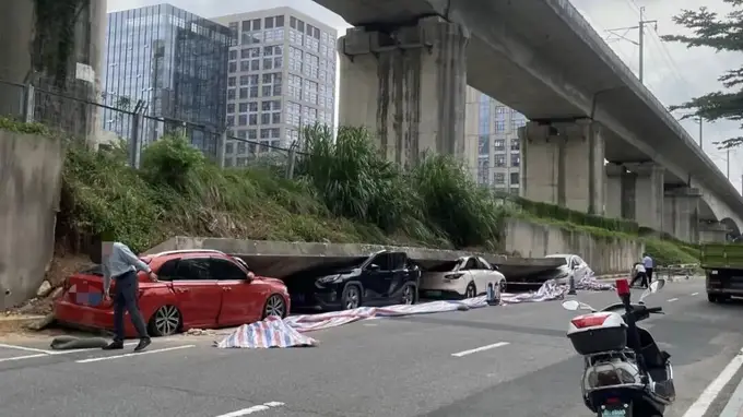 暴雨突袭!深圳一园区围墙倒塌致多车受损,赔偿协商进行中