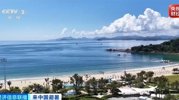 赴华机票销量暴涨1240%!欧洲热到扛不住:老外扎堆来中国避暑