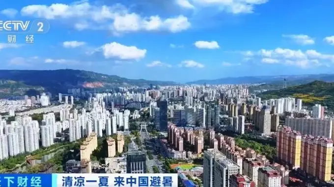 北半球外国朋友最幸福的事:今年夏天,在西宁过!