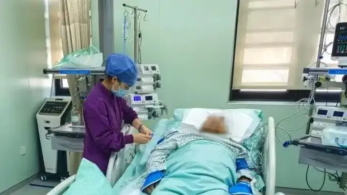 20岁学生兼职患热射病败血症告公司获赔百一十三万