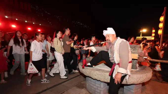 延安红色沉浸式大戏《延安十三年》点亮暑期夜经济