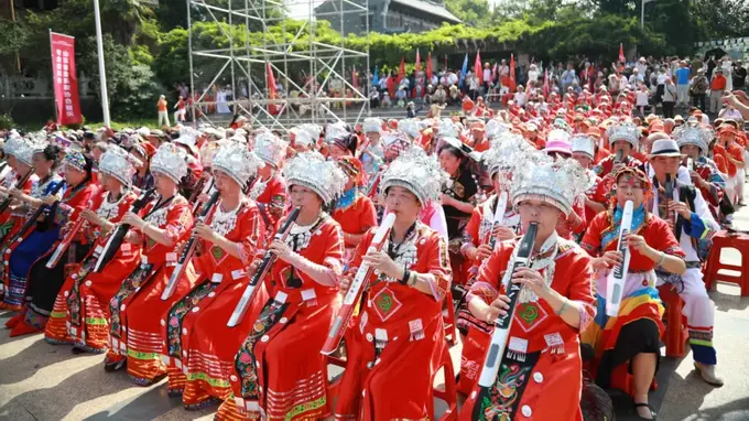 贵阳花溪 路边音乐会奏响23℃凉夏文旅融合新声