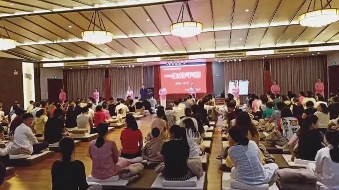 传销头目赖泽平出狱后开办“国学书院” 家长竟被洗脑称孩子挨打才有效果