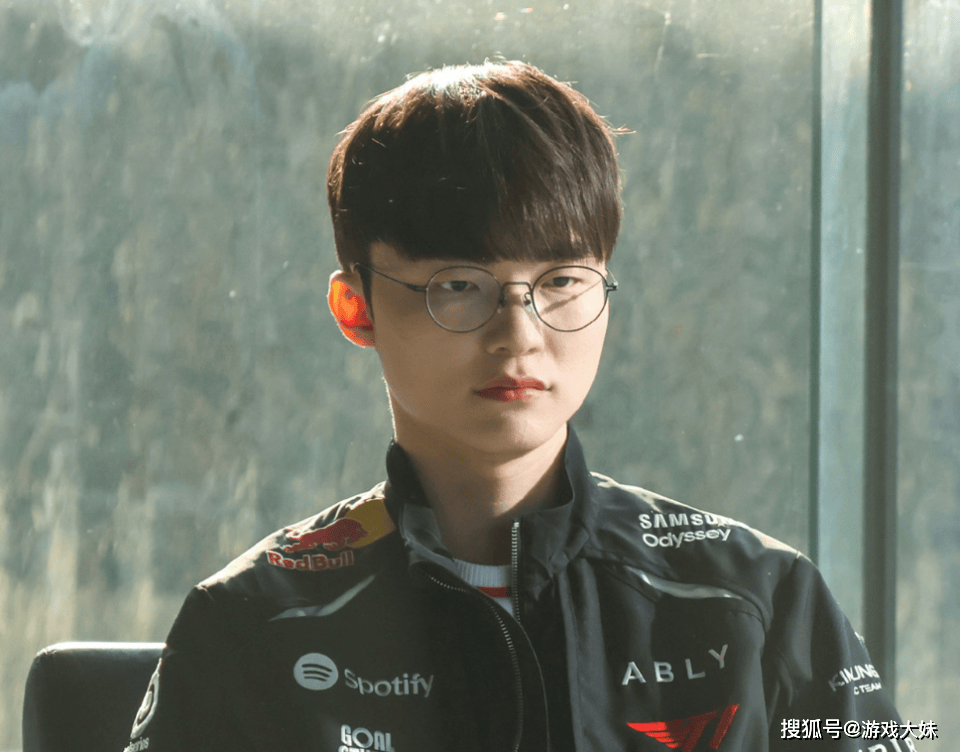 faker赛后采访还在嘴硬，不承认G2实力很强，是自己没发挥好