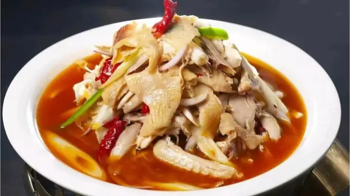 探秘新疆菜：传统与创新交织的美食盛宴
