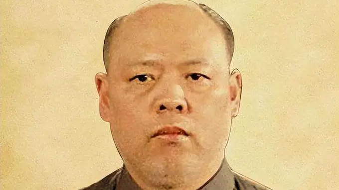 1996年姚文元出狱后赶回上海处理要事