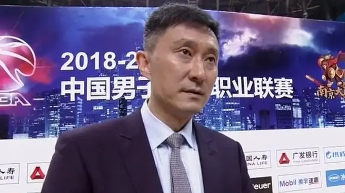 杜锋朱芳雨正式离开广东男篮 宏远休赛期动作引关注