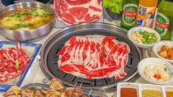 “游扎龙观仙鹤吃烤肉 齐齐哈尔‘烤肉+’文旅线成打卡热选”