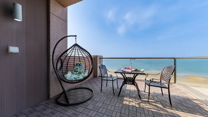 当差旅遇见海岸线：探寻适配商务出行的高品质海景酒店