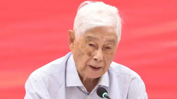 顾明远呼吁教育转变核心 育分转向育人才成基础教育重点方向
