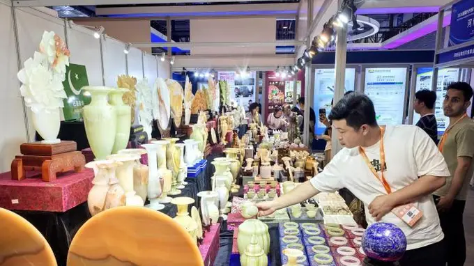 湖南举办内外贸一体化博览会 AI技术成企业“出海”新引擎
