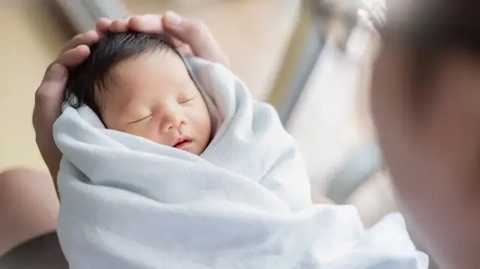 宝宝睡眠倒退期:如何识别并应对?